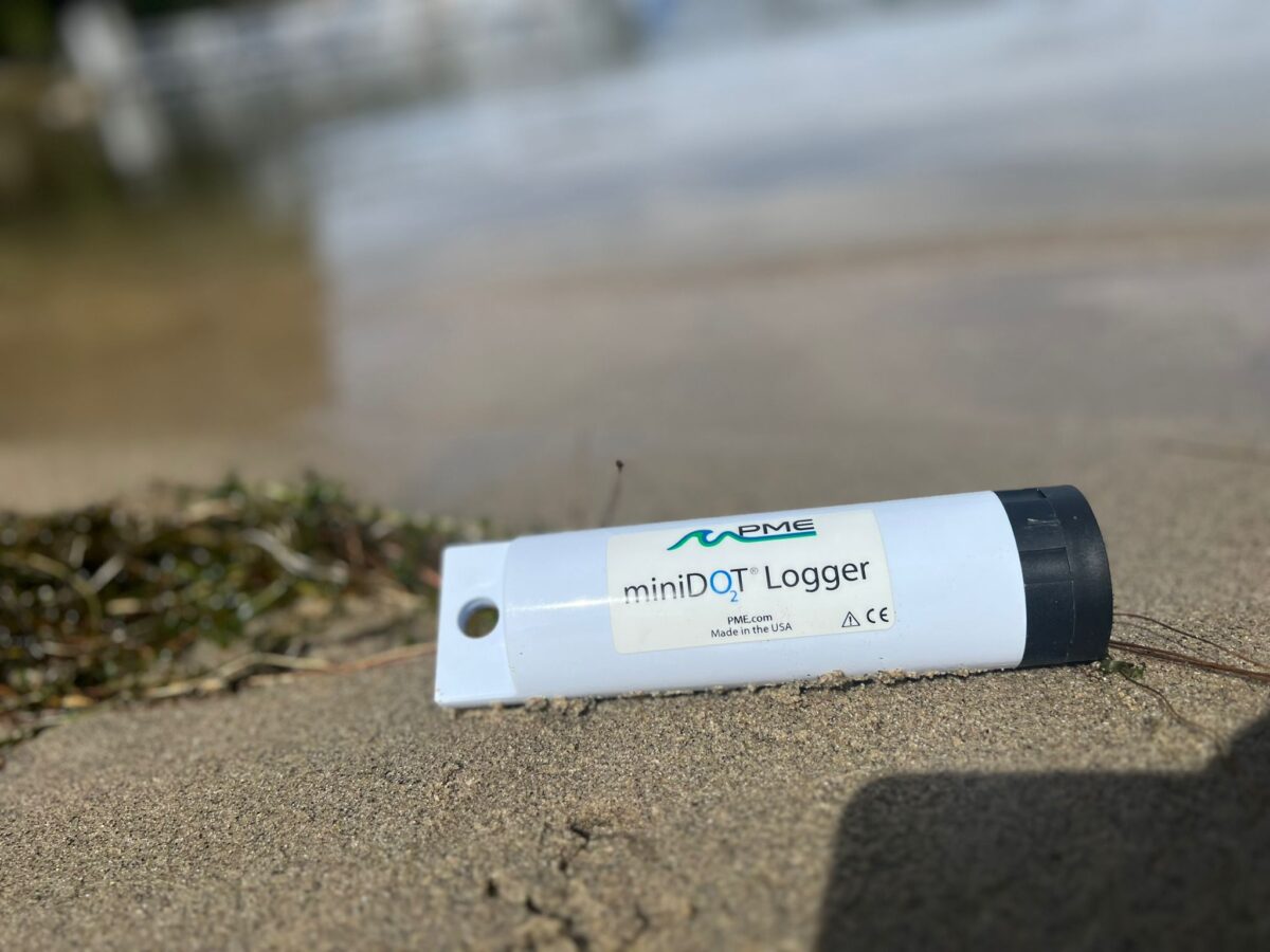pme minidot logger data monitoring on sand
